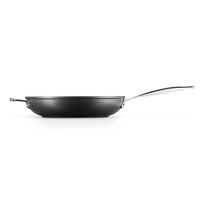 Le Creuset Toughened Non-Stick Deep Frying Pan with Helper Handle 30cm image number 3